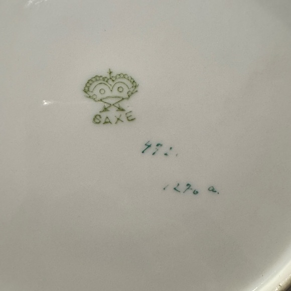 SAXE Hand painted Rose Plate Numbered approx 8.5”Decorative Vintage German Crown - Picture 5 of 5